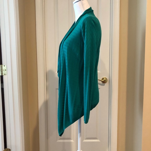 Ann Taylor Cardigan - Picture 3 of 5